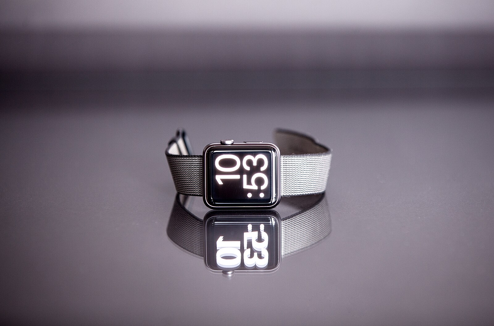 Apple Watch Settings screen showing the model number