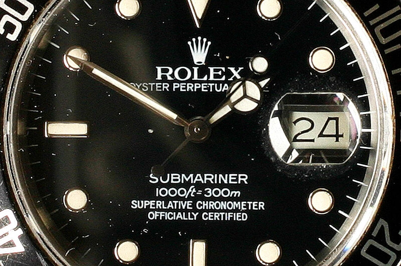 Rolex dial showing the smooth automatic second-hand sweep